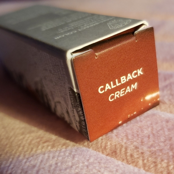 URBAN DECAY VICE HIGH IMPACT CREAM LIPSTICK IN CALLBACK CREAM. - Picture 5 of 7